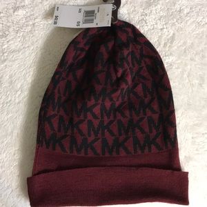 Michael Kors burgundy beanie